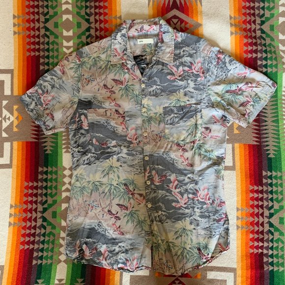 Hawaiian Shirt - Picture 1 of 5